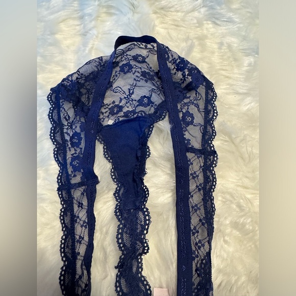 Dark Blue Victorias Secret Bra and Pantie - Picture 8 of 11